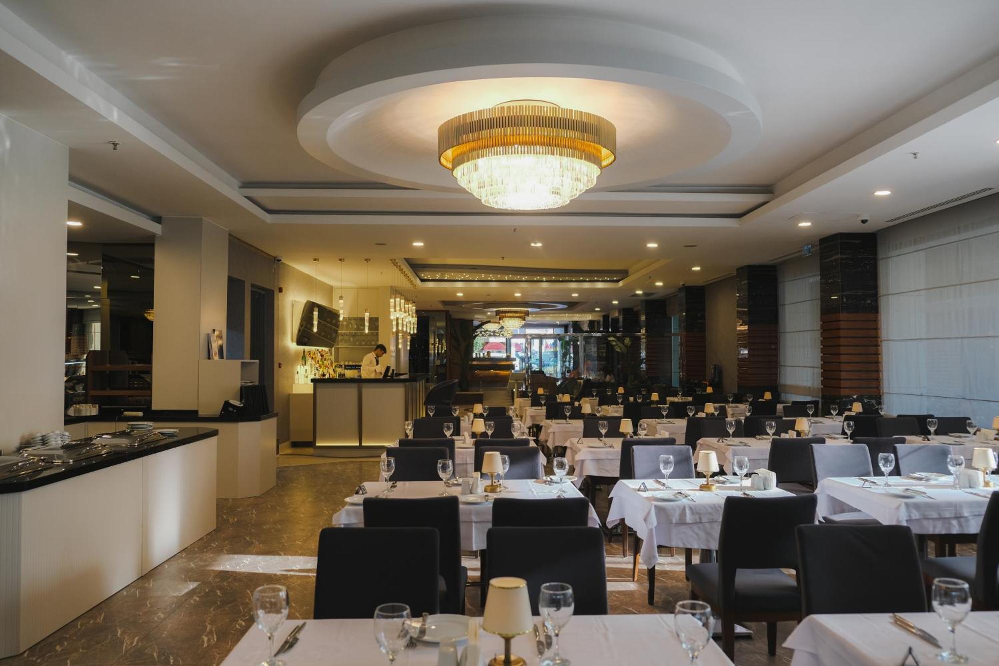 Armis Hotel 4*